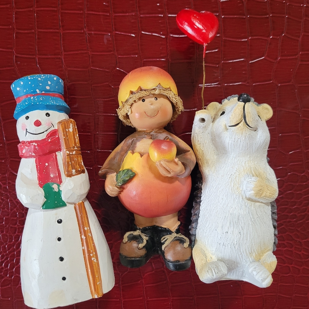 Seasonal Figurine Trio Snowman Hedgehog Autumn Figure ~ AS IS ~ FINAL PRICE!